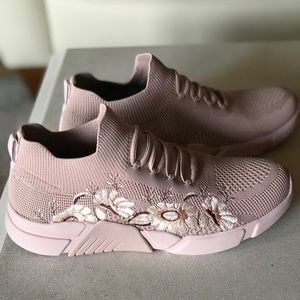 mark nason shoes near me